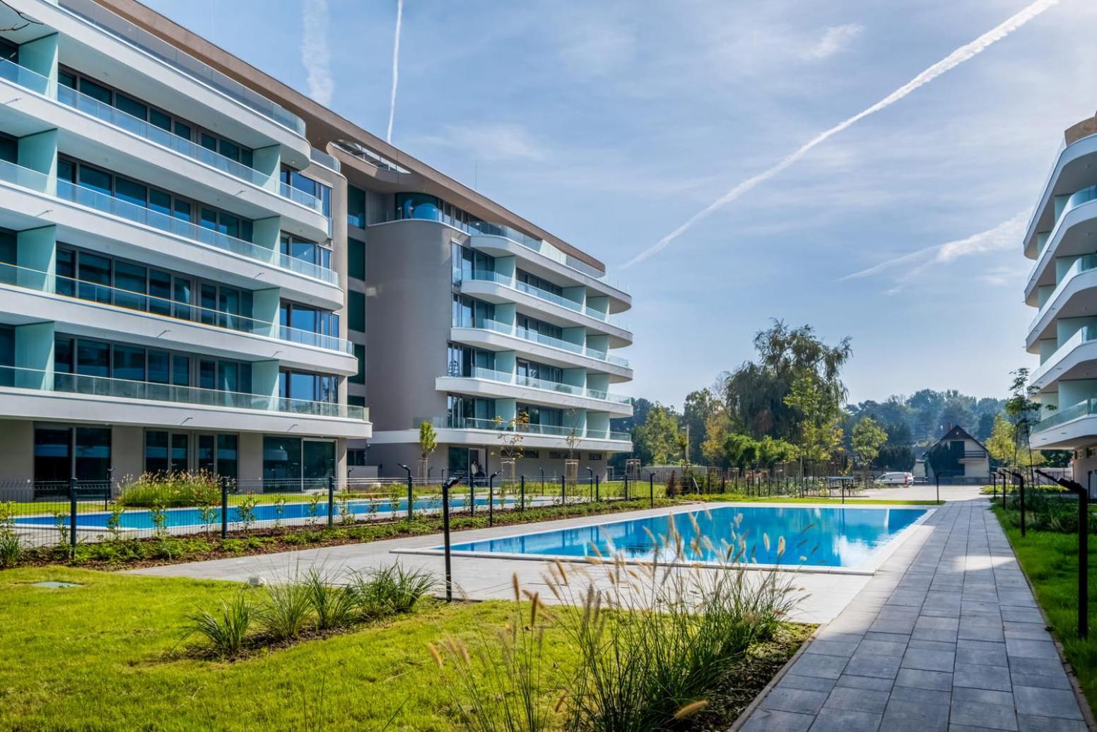 Myflat Wave Luxury 44 Suite Шиофок Экстерьер фото