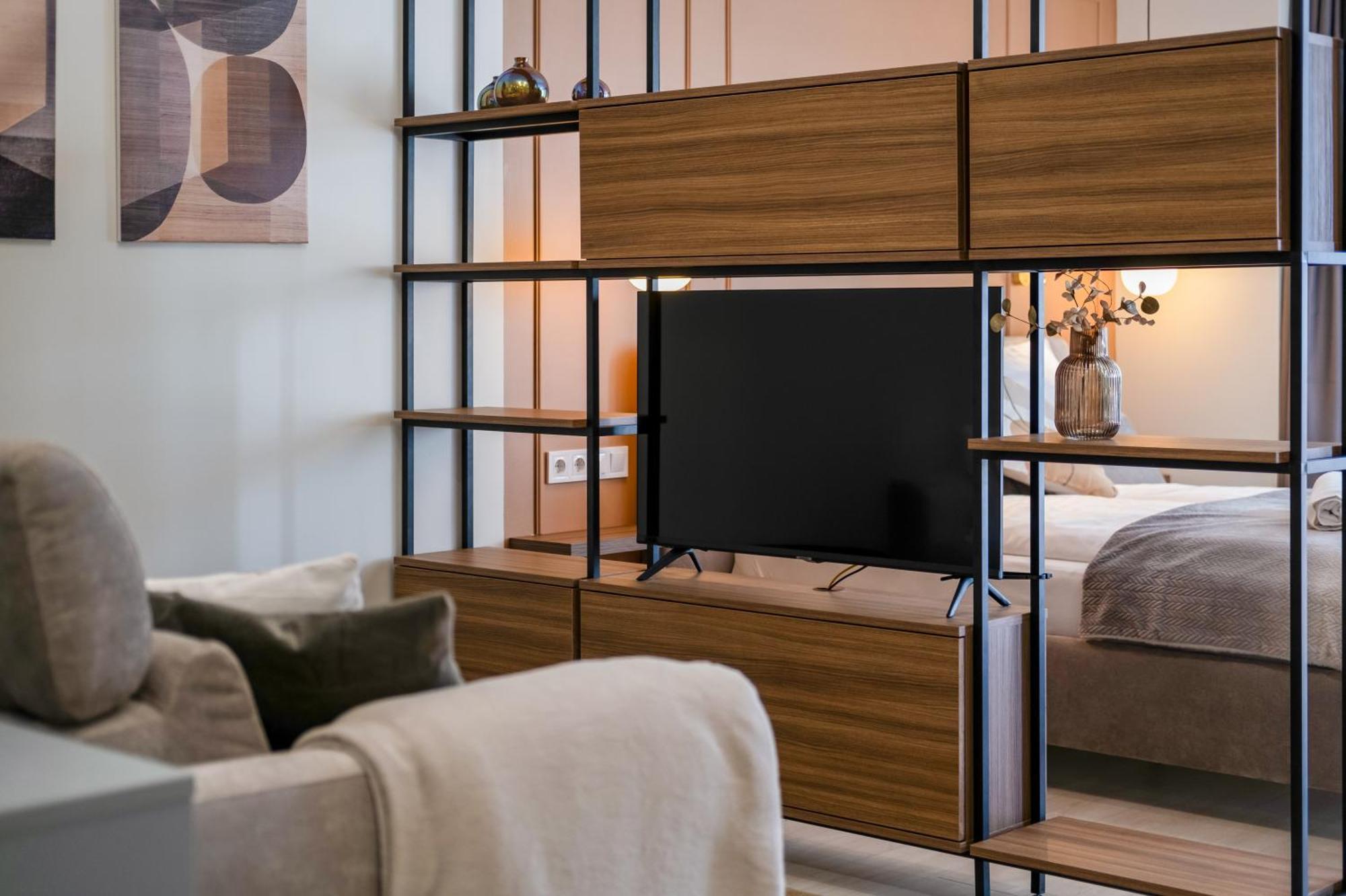 Myflat Wave Luxury 44 Suite Шиофок Экстерьер фото