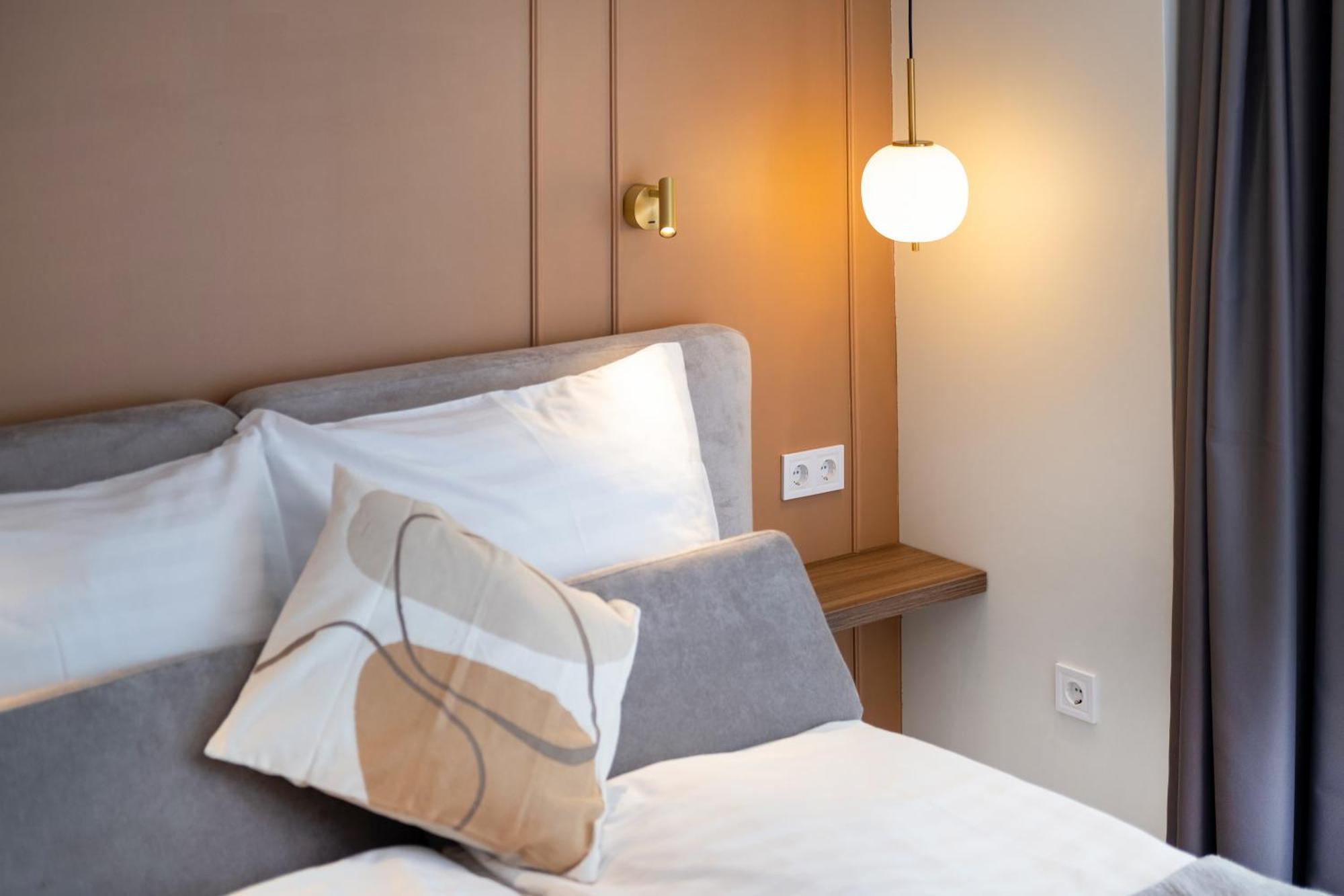 Myflat Wave Luxury 44 Suite Шиофок Экстерьер фото