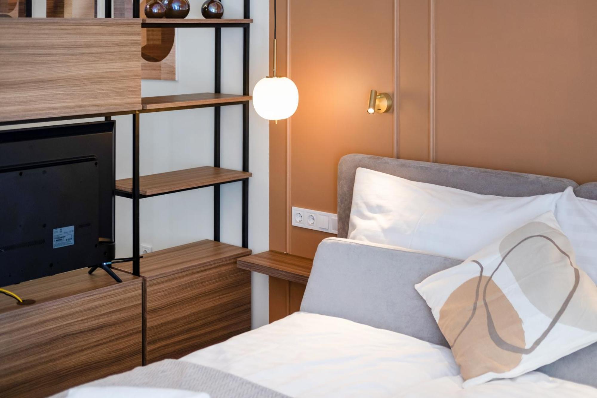 Myflat Wave Luxury 44 Suite Шиофок Экстерьер фото